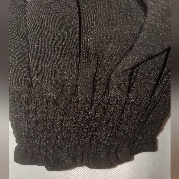 LIUMILAC Women Casual Cropped Pants Solid High Waist Dressy Pants with Pockets - Picture 3 of 4